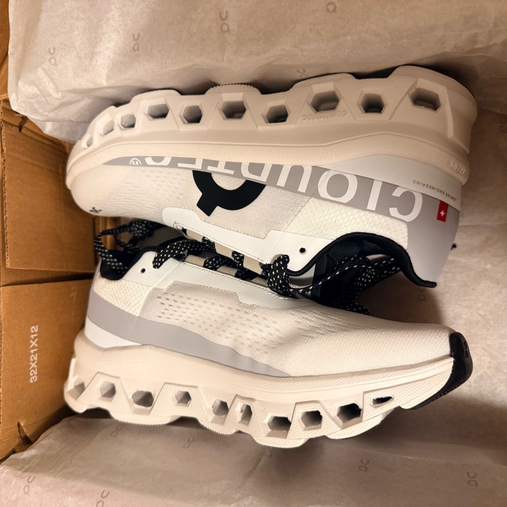 On Cloud Cloudmaster Women’s Running Shoes in Black and White